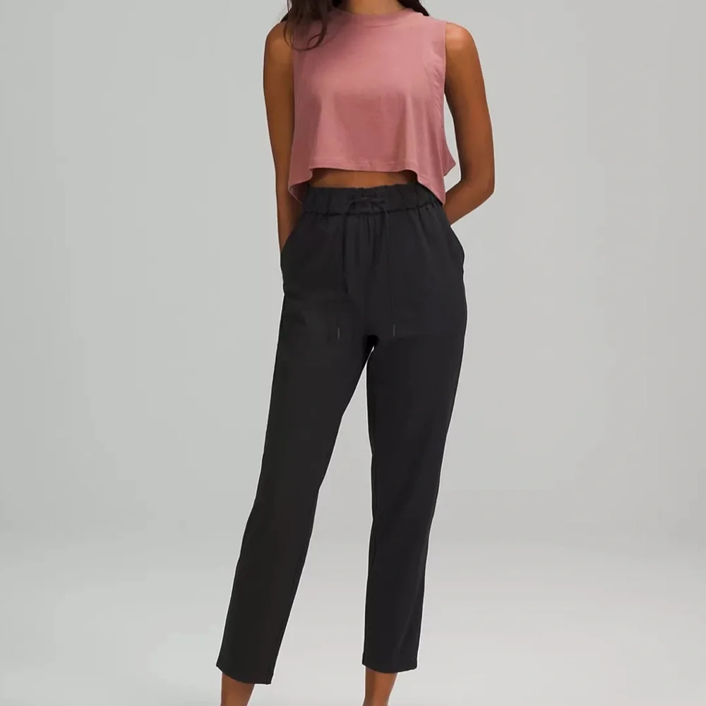 Lululemon Stretch High Rise Pant 7/8 Luxtreme Fabric Black Joggers Pants 2 - Picture 6 of 6
